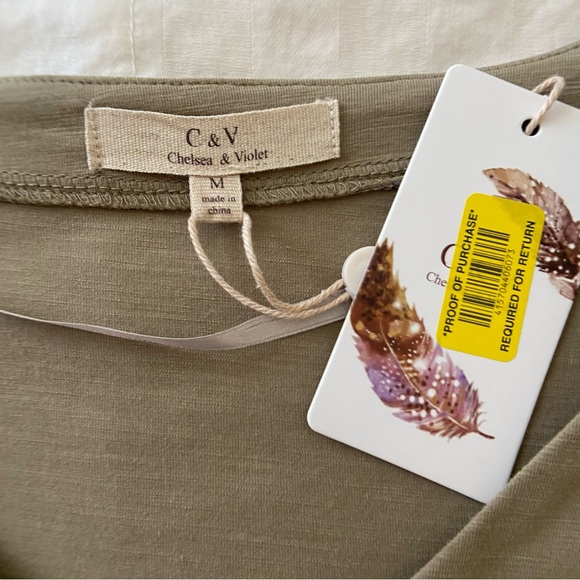 Chelsea & Violet Green Oversized Boho Bell Sleeved Top - Picture 4 of 13